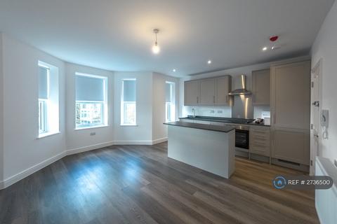1 bedroom flat to rent, The Parade, Folkestone, CT20