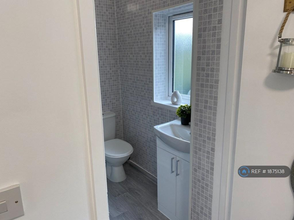 En-Suite Room 4