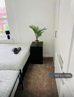 undefined, Kremlin Drive, Liverpool, L13