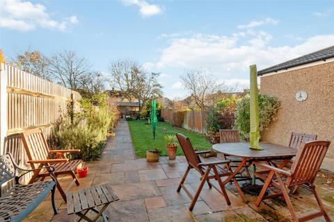 3 bedroom terraced house for sale, Westcroft Gardens, Morden SM4