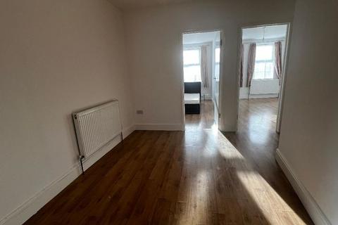 2 bedroom property to rent, Pinner Road, Harrow HA1