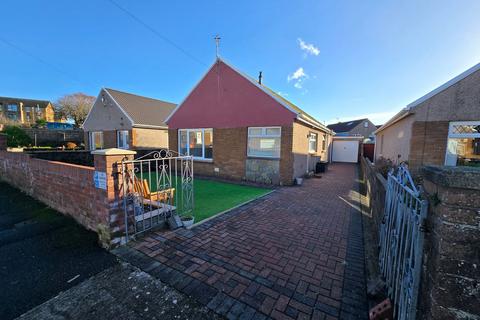 2 bedroom property for sale - Heol Adare, Tondu, CF32