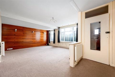 3 bedroom detached house for sale, Hartland Drive, Melton Mowbray, Leicestershire