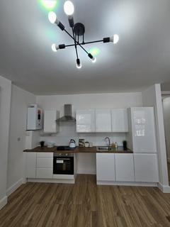 3 bedroom flat to rent, Eagle Road,, Wembley, HA0