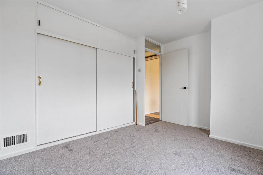 Bedroom 3.jpg