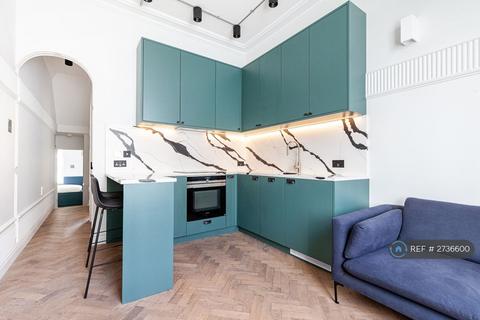 2 bedroom flat to rent, Winchester Street, London, SW1V