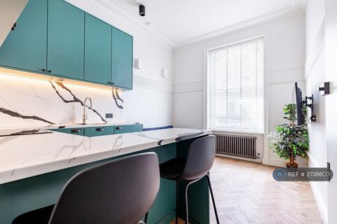 2 bedroom flat to rent, Winchester Street, London, SW1V