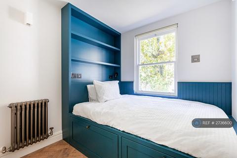 2 bedroom flat to rent, Winchester Street, London, SW1V
