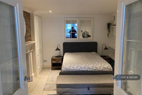1 bedroom flat to rent, King Street, London, W6
