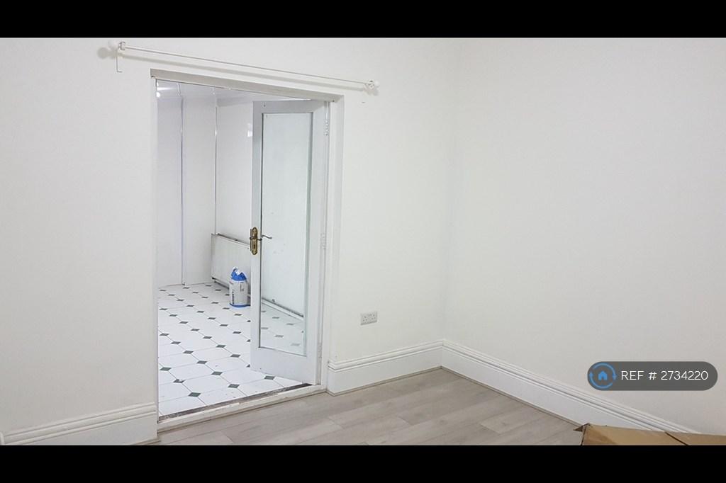 Bedroom2
