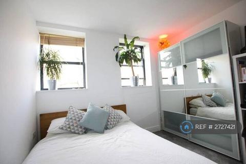 1 bedroom flat to rent, Trelawney House, Bristol, BS2