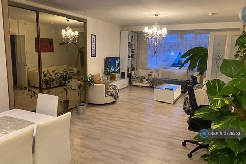 undefined, Cedar Avenue, Enfield, EN3