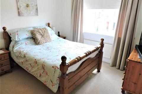 3 bedroom detached house for sale, Croft Drive, Mapplewell, Barnsley, S75 6AN