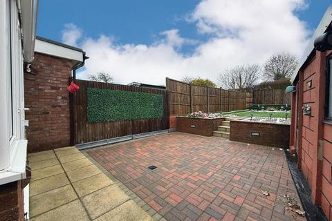 3 bedroom semi-detached house for sale, Grampian Way, Sundon Park, Luton, Bedfordshire, LU3 3HA