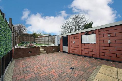3 bedroom semi-detached house for sale, Grampian Way, Sundon Park, Luton, Bedfordshire, LU3 3HA