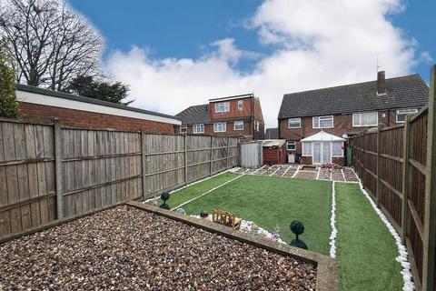 3 bedroom semi-detached house for sale, Grampian Way, Sundon Park, Luton, Bedfordshire, LU3 3HA