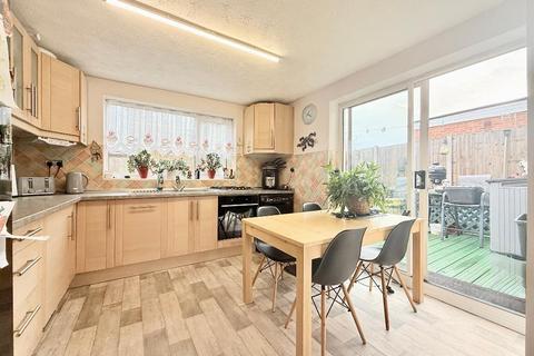 3 bedroom semi-detached house for sale, Ashfield Way, Limbury Mead, Luton, Bedfordshire, LU3 2UN