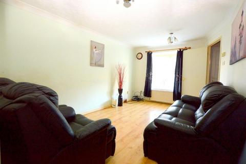 undefined, Cresswell Gardens, Barton Hills, Luton, Bedfordshire, LU3 4EX