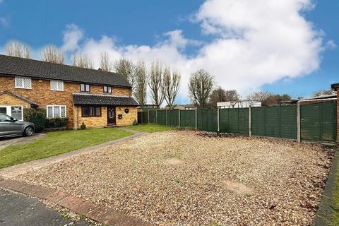 3 bedroom semi-detached house for sale, Dewsbury Road, Runfold, Luton, Bedfordshire, LU3 2HH