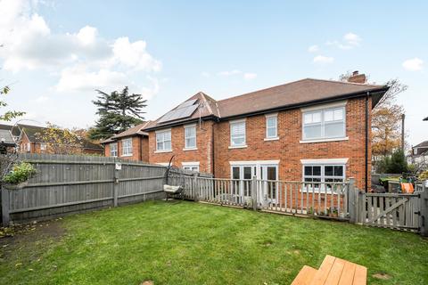 undefined, Spinney Hill, Addlestone, KT15