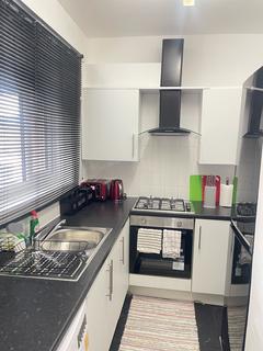 2 bedroom flat to rent - Junction Road, London