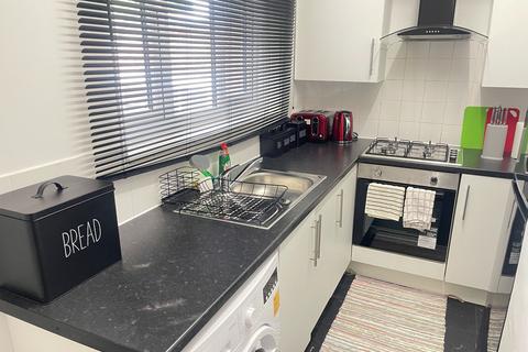 2 bedroom flat to rent, Junction Road, London