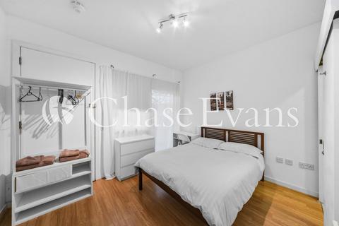 2 bedroom flat to rent, O-Central, 83 Crampton Street, London, SE17