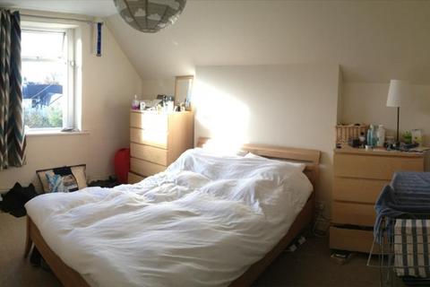 2 bedroom flat to rent, Cathedral Road, Cardiff, CF11