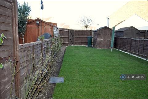 4 bedroom terraced house to rent, Spring Promenade, West Drayton, UB7