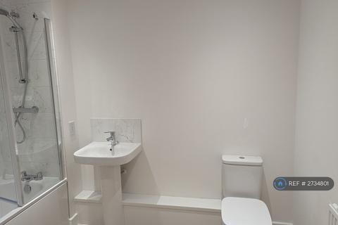 2 bedroom flat to rent, Mcdowell Street, Bishop's Stortford, CM23