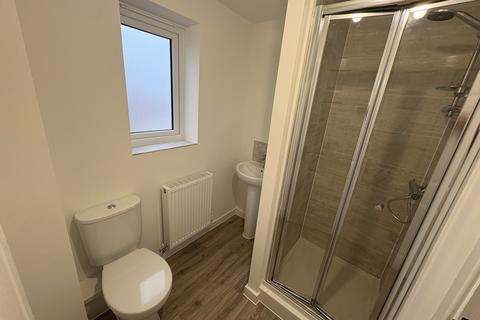 3 bedroom semi-detached house to rent, Stoneyford Green, Sutton-in-Ashfield