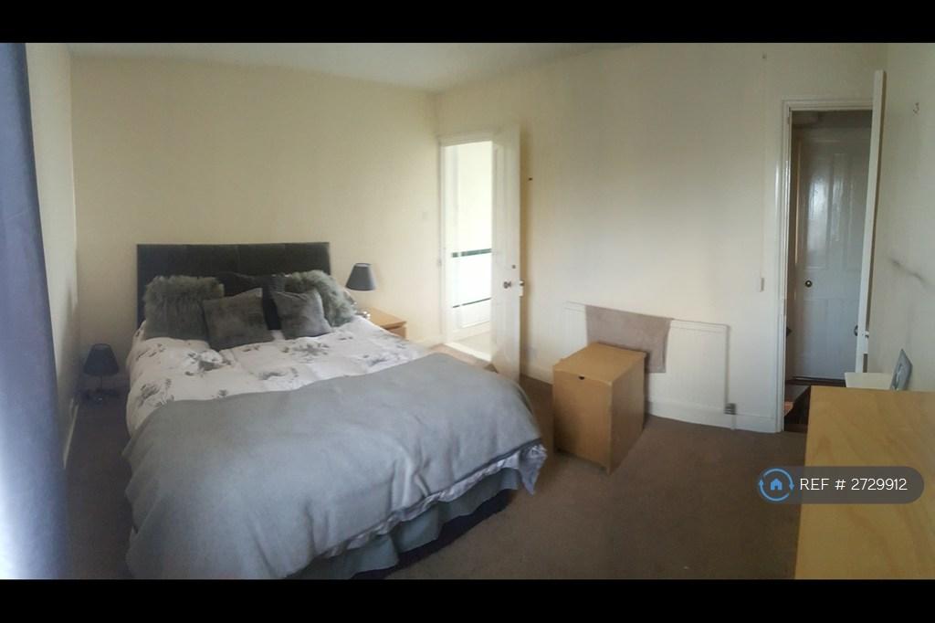 Front Bedroom