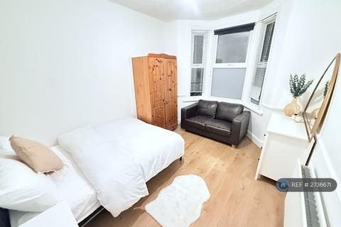 undefined, Leyton, London, E10