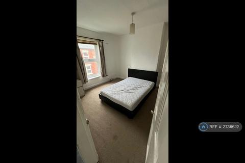 1 bedroom terraced house to rent, Autumn Avenue, Leeds, LS6