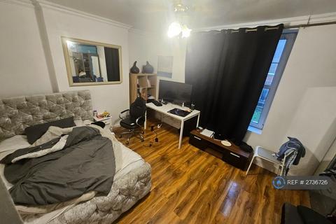 2 bedroom flat to rent, Hargrave Place, London, N7