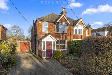 undefined, Gally Hill Road, Fleet GU52