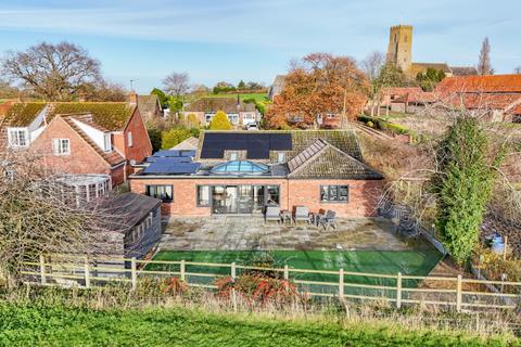 4 bedroom detached bungalow for sale - Blacksmiths Lane, Hindringham, Fakenham