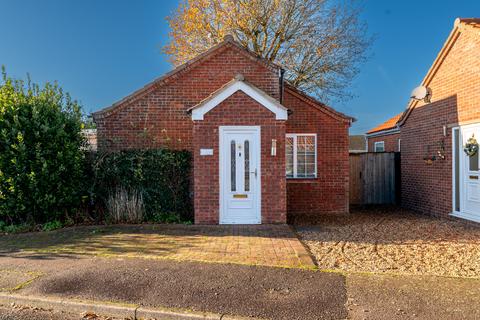 2 bedroom detached bungalow for sale - Walcups Lane, Great Massingham, King's Lynn