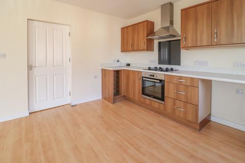 2 bedroom flat for sale, Wisbech Road, King's Lynn, Norfolk, PE30