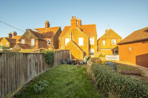 2 bedroom semi-detached house for sale, Lodge Road, Heacham