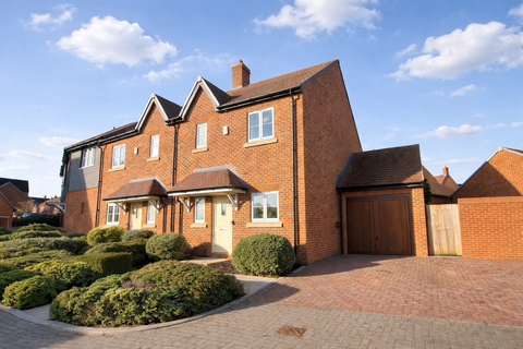 3 bedroom semi-detached house for sale - Heather Green, Bracknell RG42