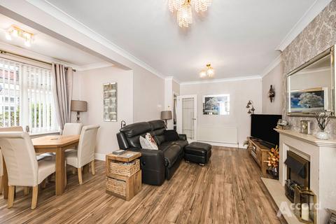 undefined, Playfield Avenue, Romford, RM5