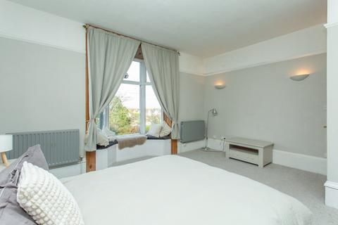 undefined, West Cliff, Whitstable, Kent, CT5