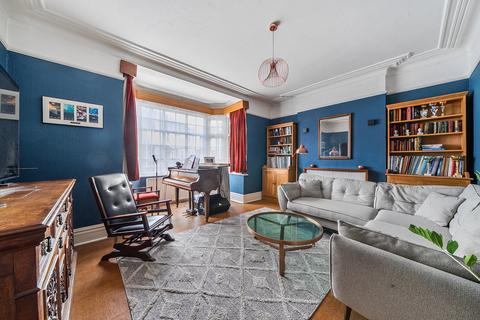 4 bedroom detached house for sale, Wendover Road, Bromley, BR2