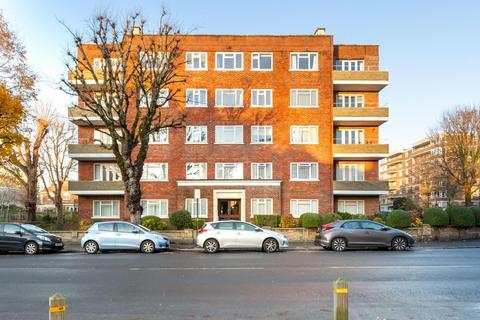 3 bedroom apartment for sale, Eaton Gardens, Hove
