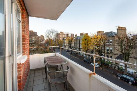 3 bedroom apartment for sale, Eaton Gardens, Hove
