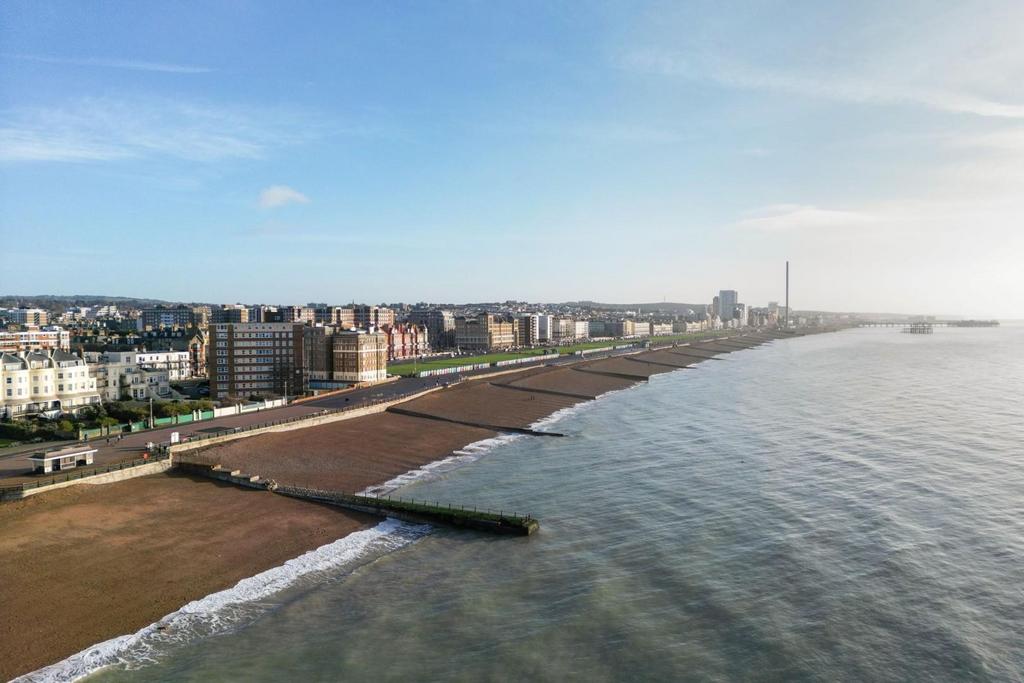 Hove Seafront.JPG