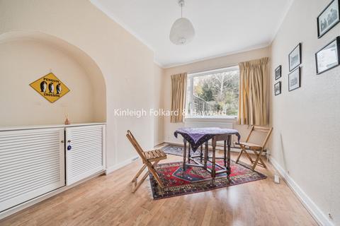 4 bedroom semi-detached house for sale, Brownspring Drive, London, SE9