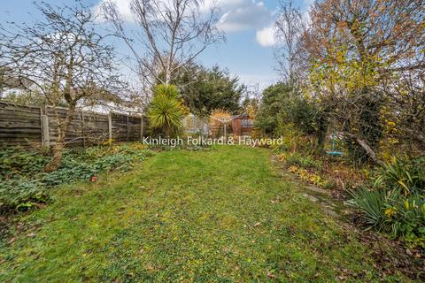 4 bedroom semi-detached house for sale, Brownspring Drive, London, SE9