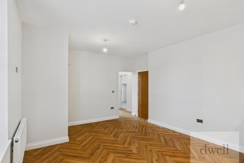2 bedroom flat to rent, Granville Street, Pudsey, Leeds, LS28